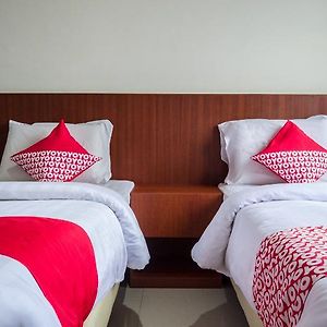 Aviari Hotel
